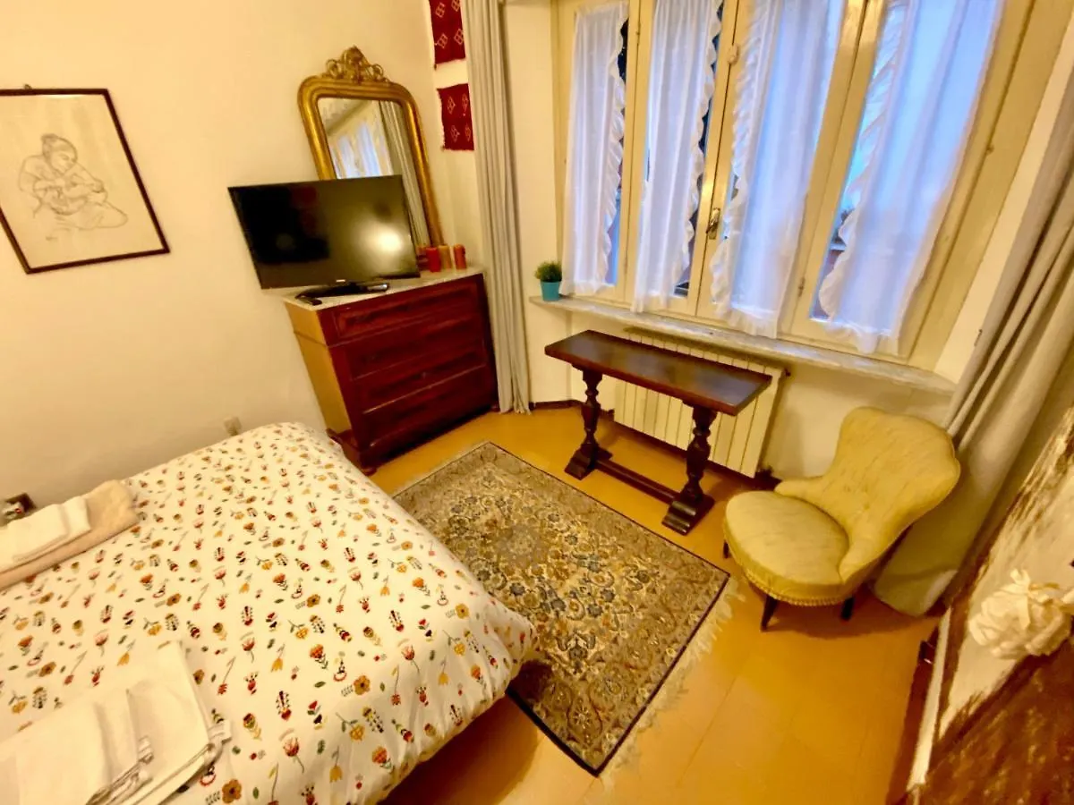 Josephine'S Room 1 Viareggio Séjour chez l'habitant