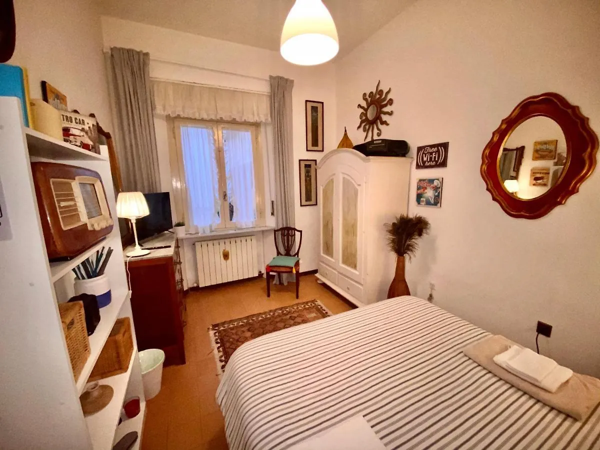 Josephine'S Room 1 Viareggio 0*,